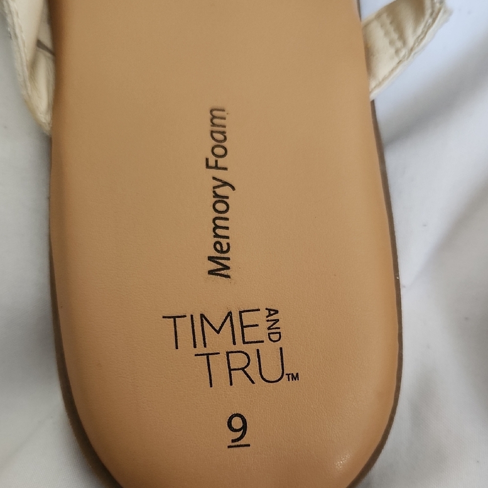 Time and Tru Women's White and Tan Sandals - Picture 2 of 3